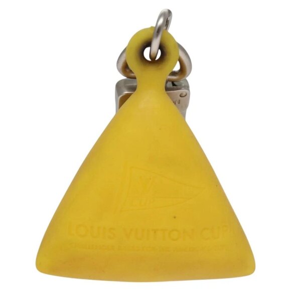 LOUIS VUITTON Charm metal Yellow LV Auth - Picture 4 of 16